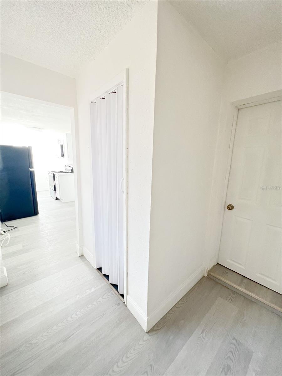 Image 22 of 36 For 205 Grove Street