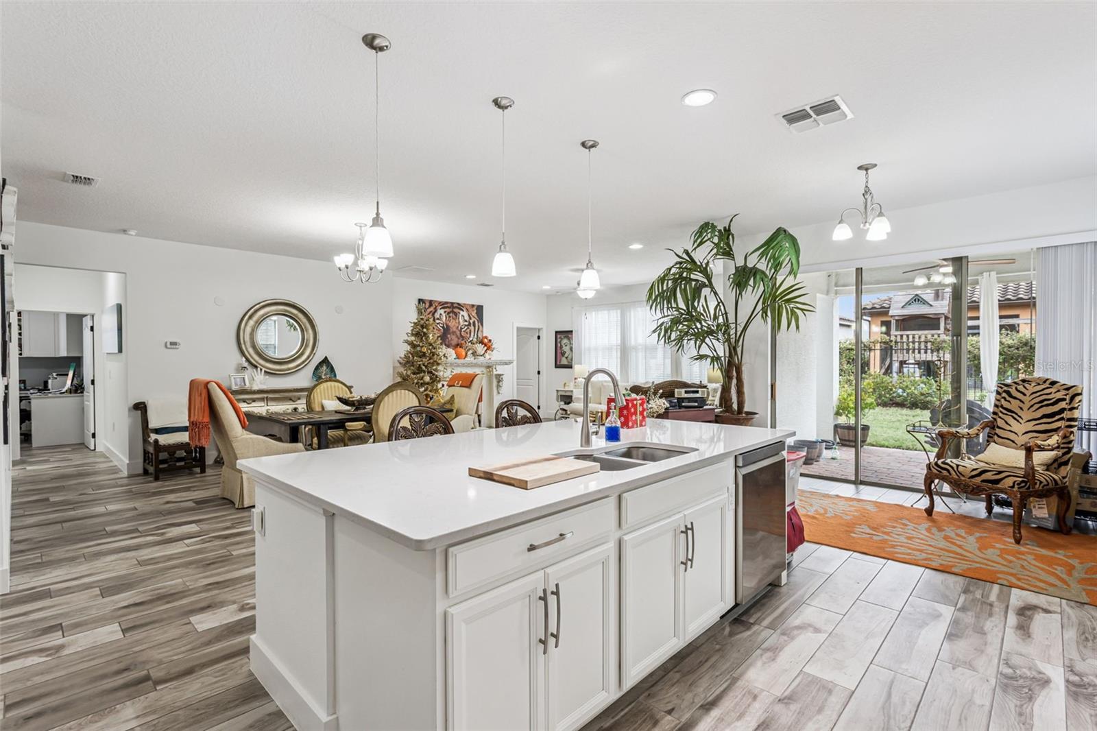 Image 13 of 32 For 219 Lugano Way