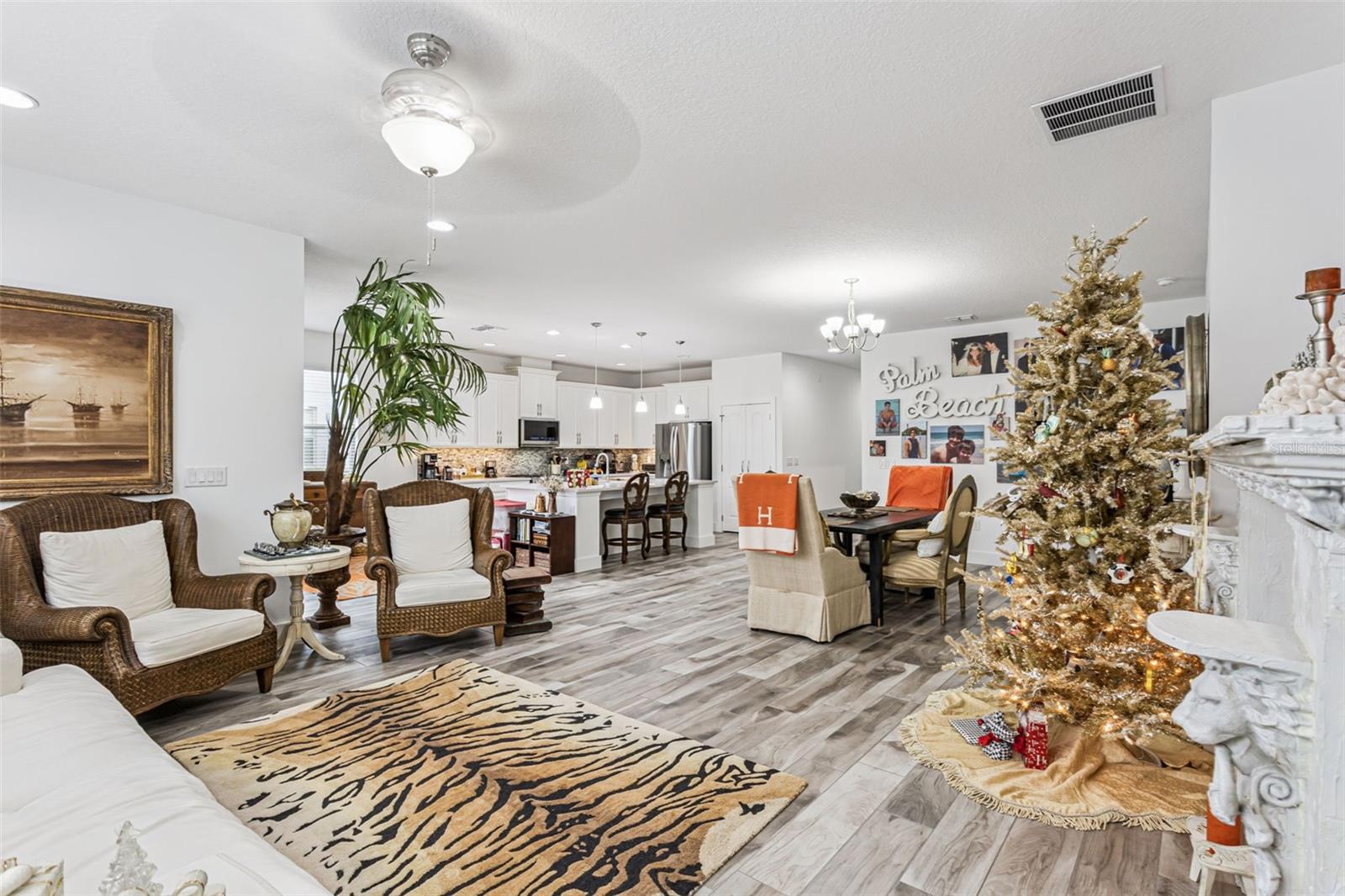 Image 9 of 32 For 219 Lugano Way