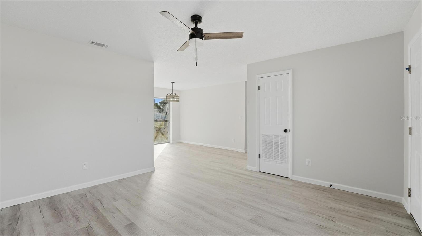 Image 12 of 28 For 2180 Fairlane Drive