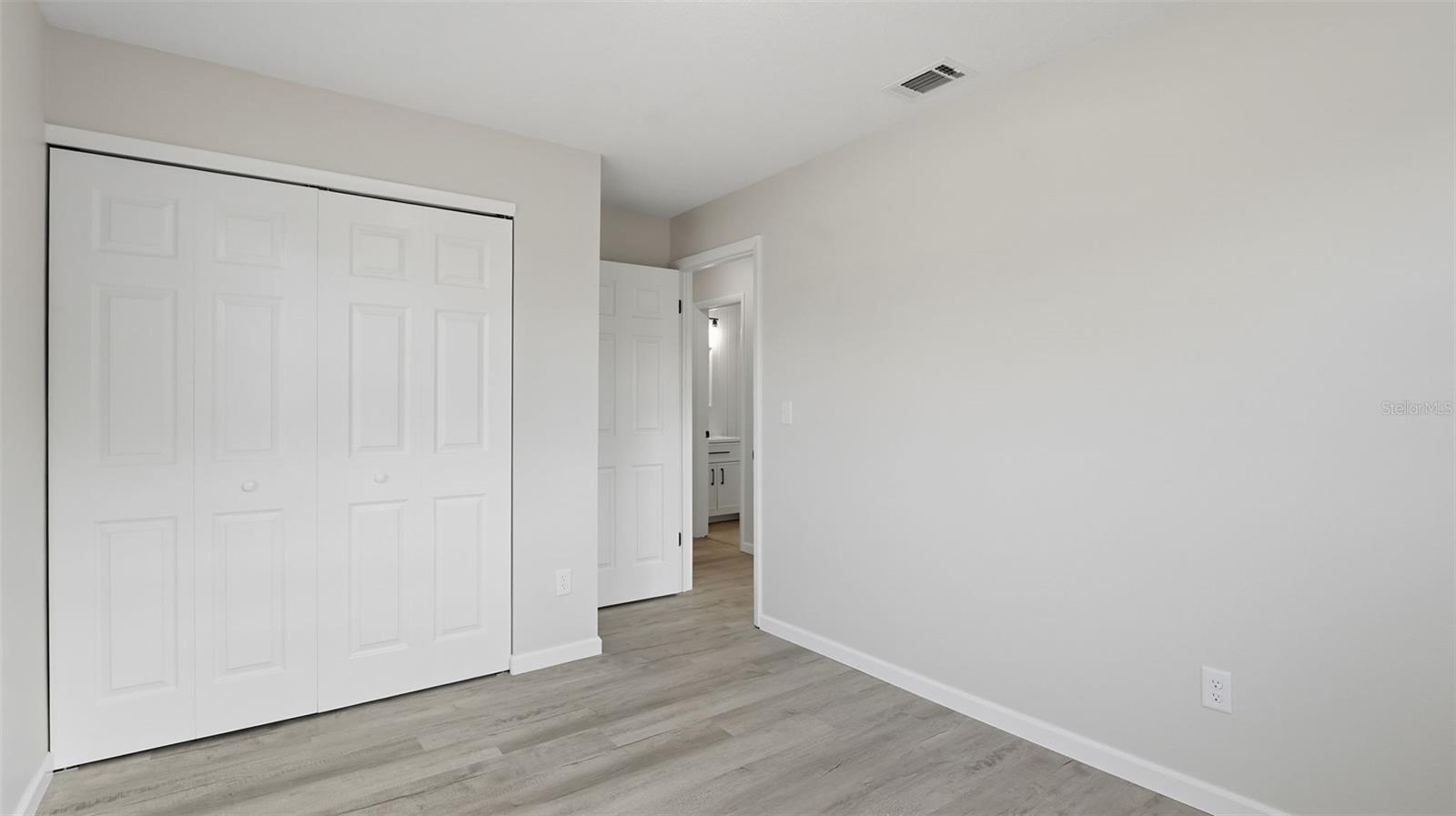 Image 23 of 28 For 2180 Fairlane Drive