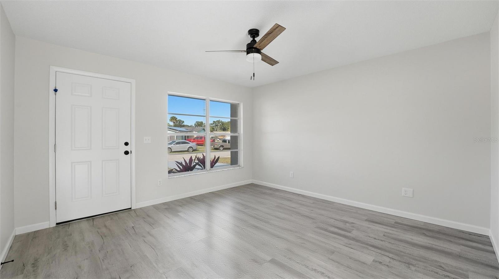 Image 6 of 28 For 2180 Fairlane Drive