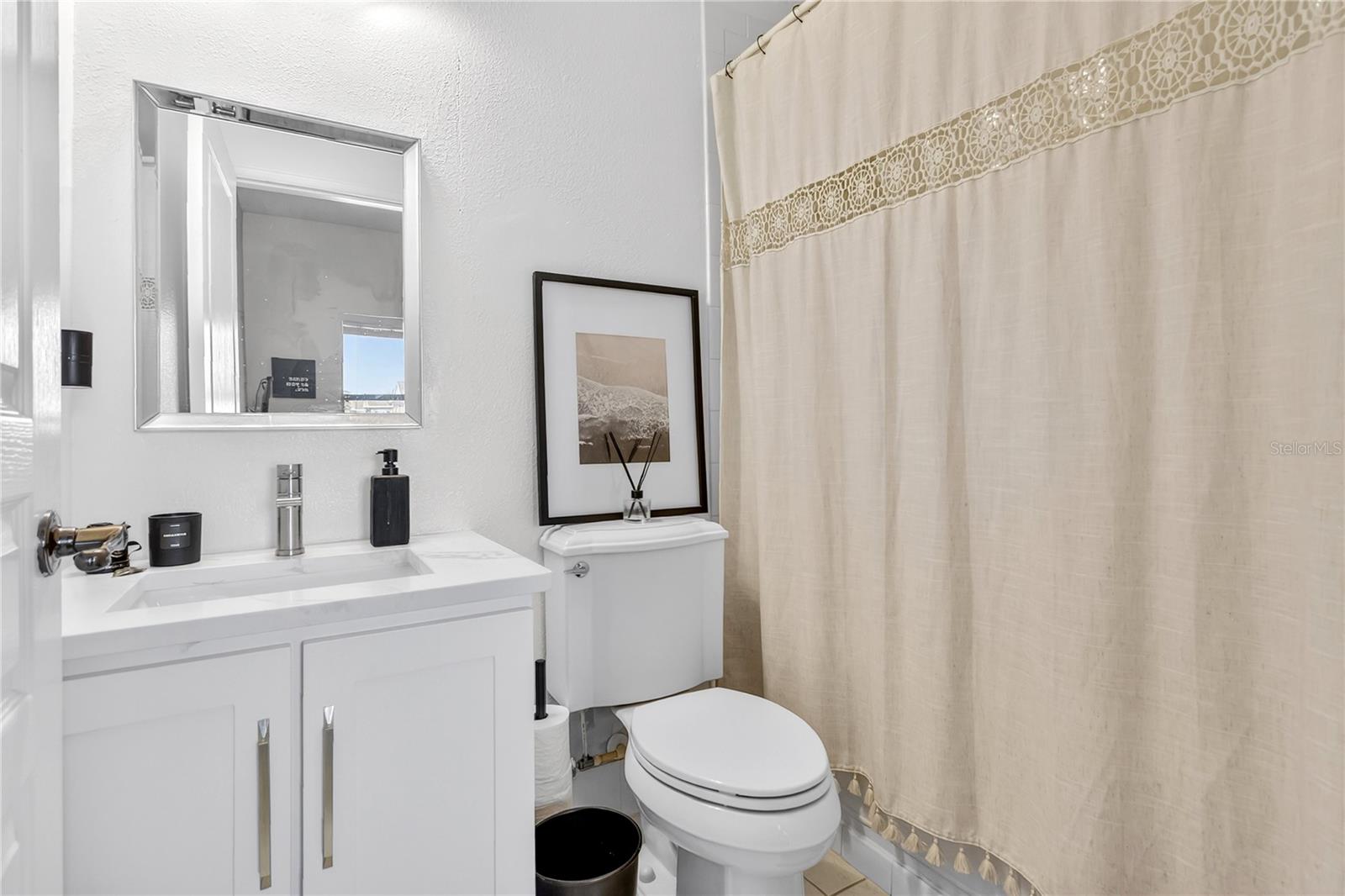 Image 18 of 39 For 548 Copley Lane