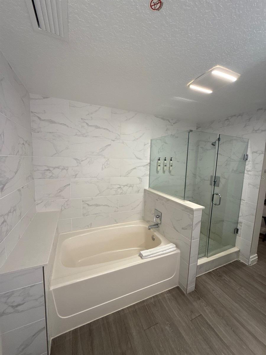 Image 15 of 23 For 14501 Grove Resort Avenue 2604