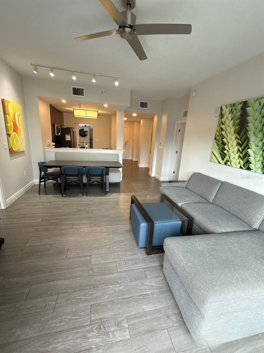 Image 9 of 23 For 14501 Grove Resort Avenue 2604