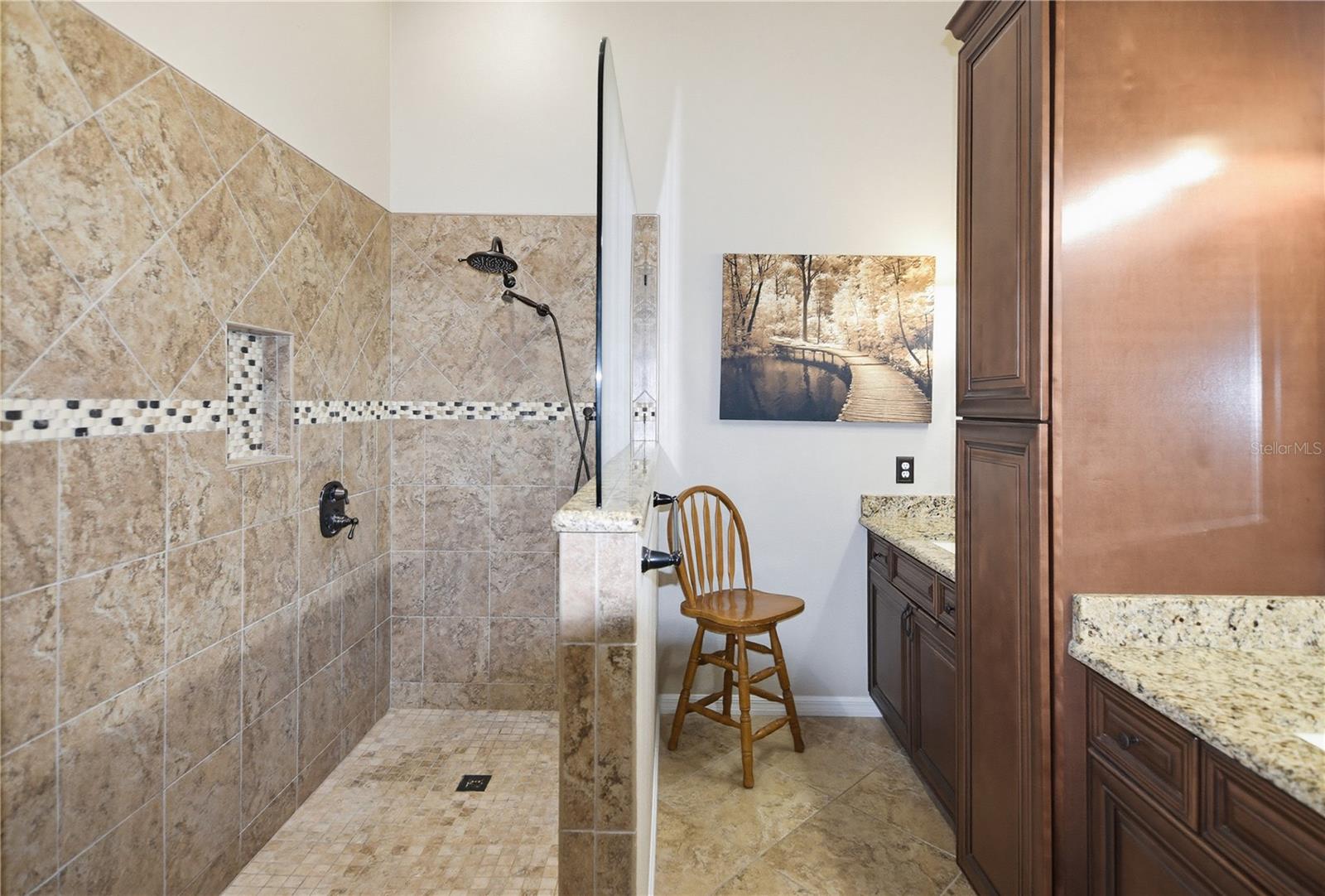 Image 16 of 35 For 457 Mickleton Loop