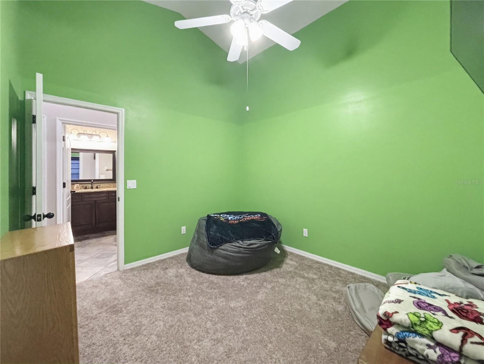 Image 24 of 35 For 457 Mickleton Loop