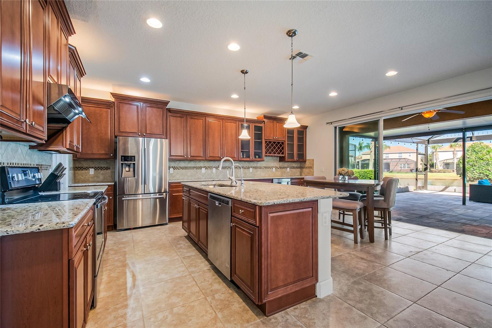 Image 22 of 82 For 12077 Uleta Lane