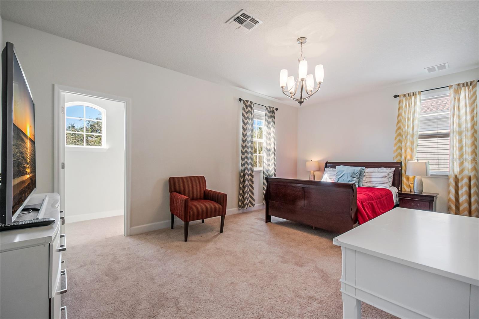 Image 33 of 82 For 12077 Uleta Lane