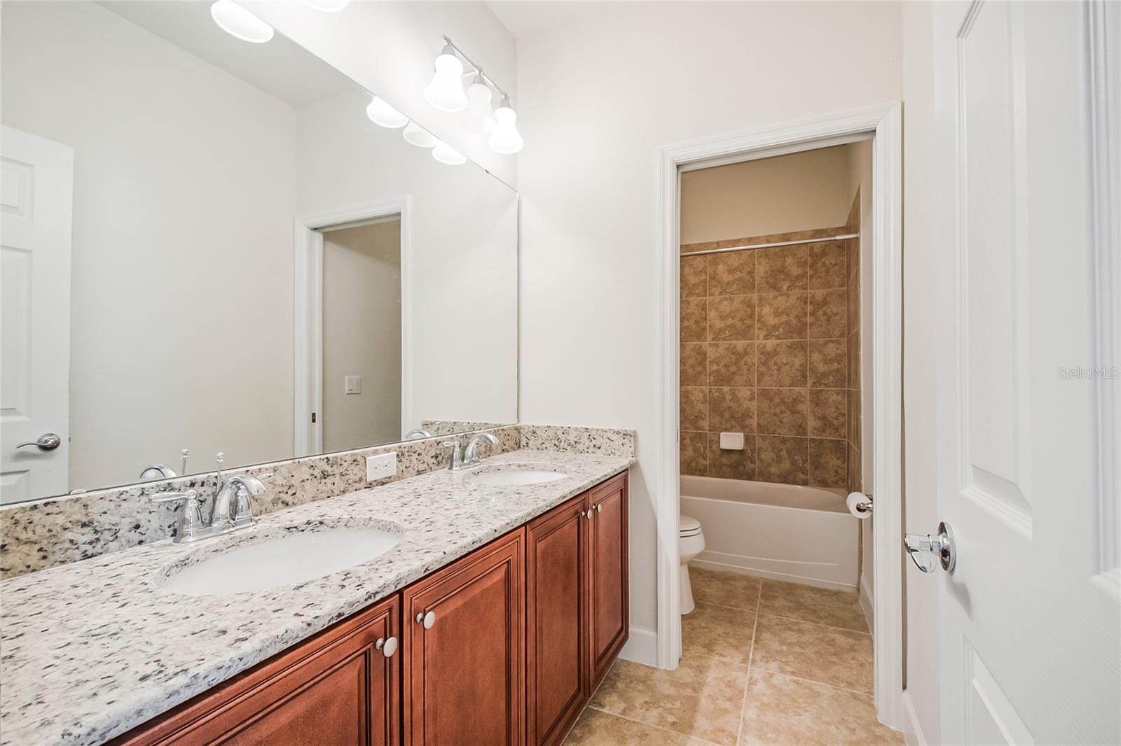 Image 35 of 82 For 12077 Uleta Lane