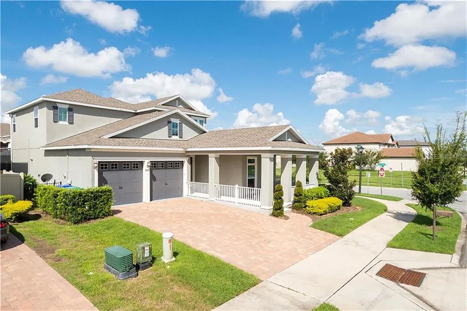 Image 4 of 31 For 8752 Powder Ridge Trail