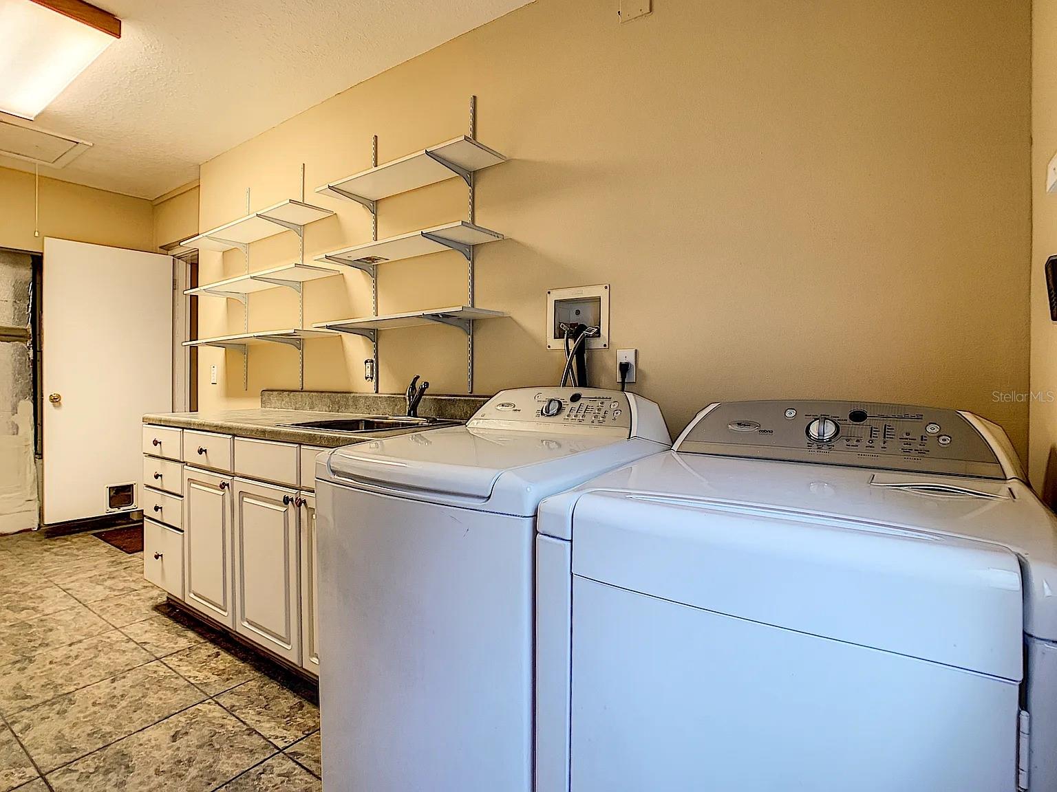 Image 43 of 59 For 3058 Brandywine Drive