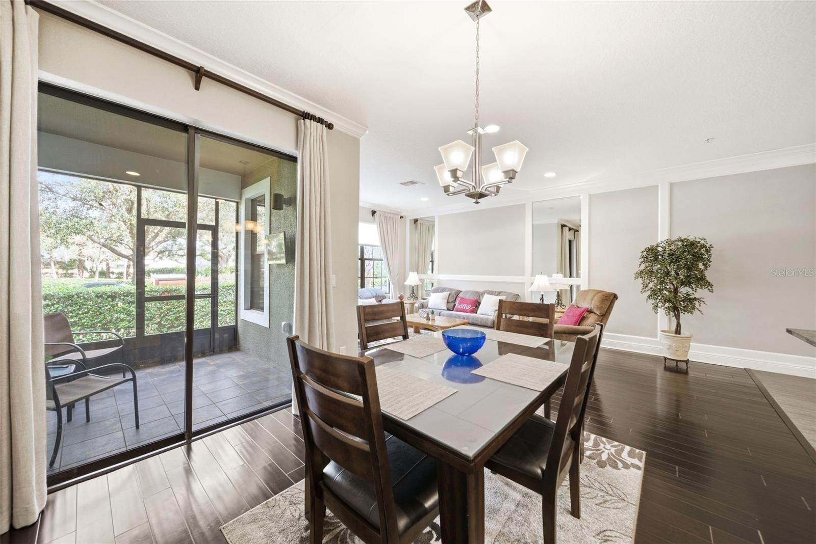 Image 7 of 31 For 1360 Congressional Court