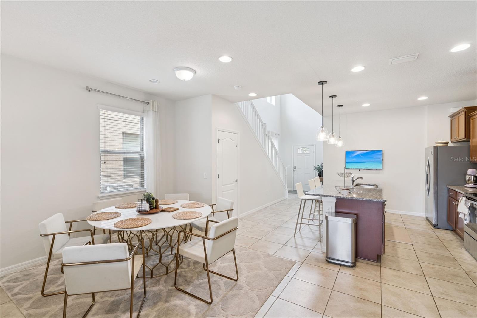 Image 6 of 40 For 9054 Rhodes Street