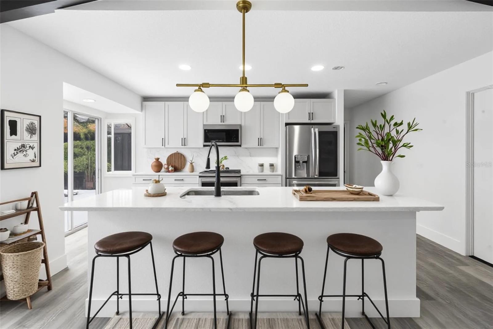 Image 18 of 53 For 5047 Jamaica Circle 12