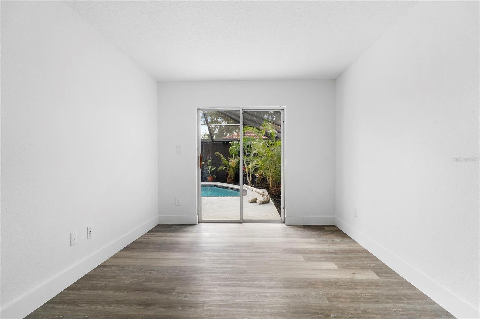 Image 38 of 53 For 5047 Jamaica Circle 12