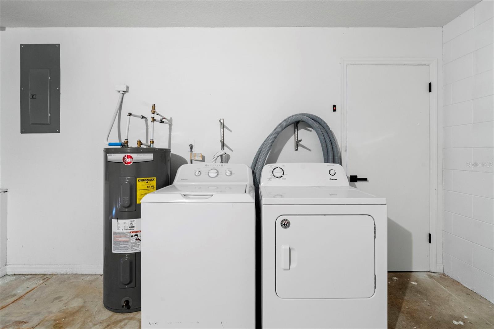 Image 39 of 53 For 5047 Jamaica Circle 12