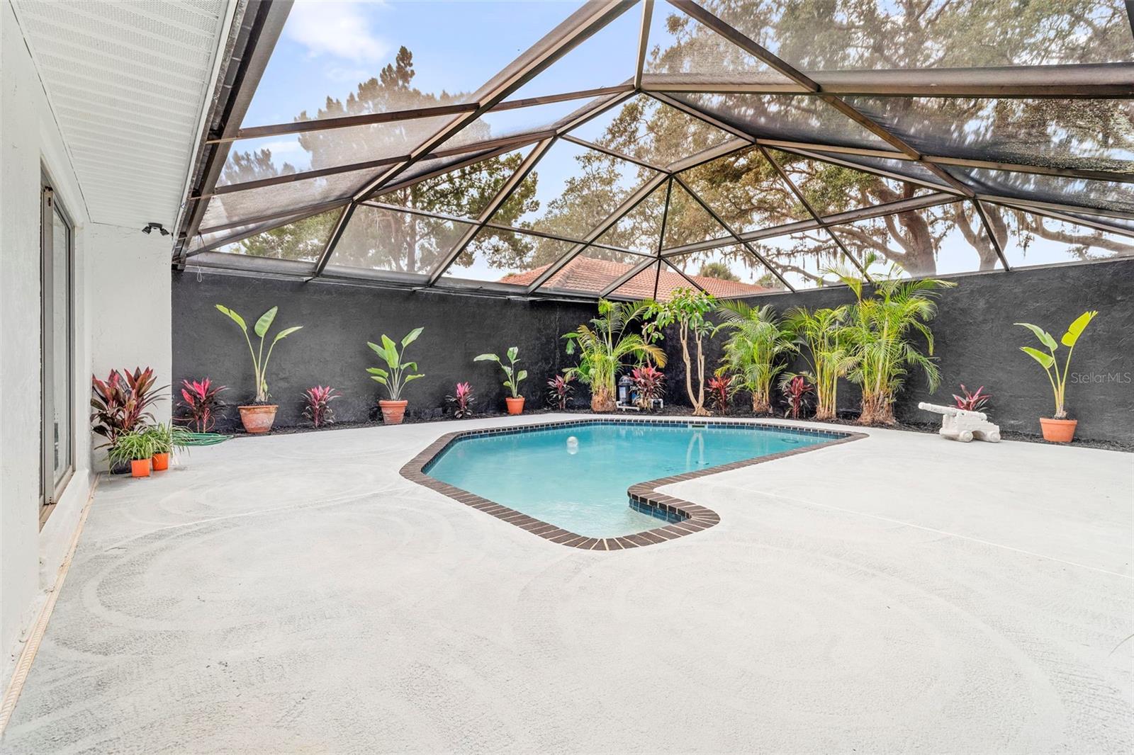 Image 41 of 53 For 5047 Jamaica Circle 12