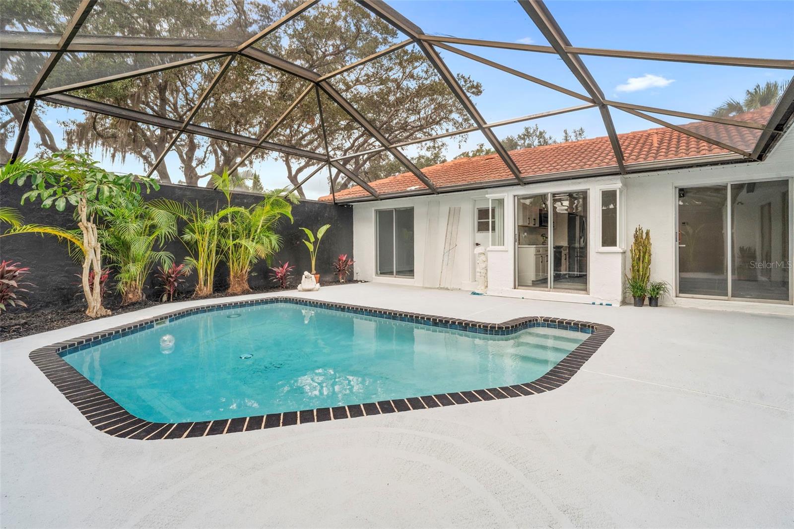 Image 43 of 53 For 5047 Jamaica Circle 12