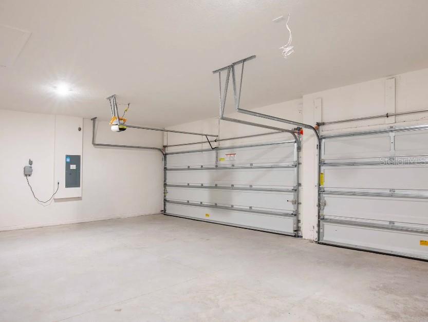 Image 21 of 29 For 930 Buckeye Drive