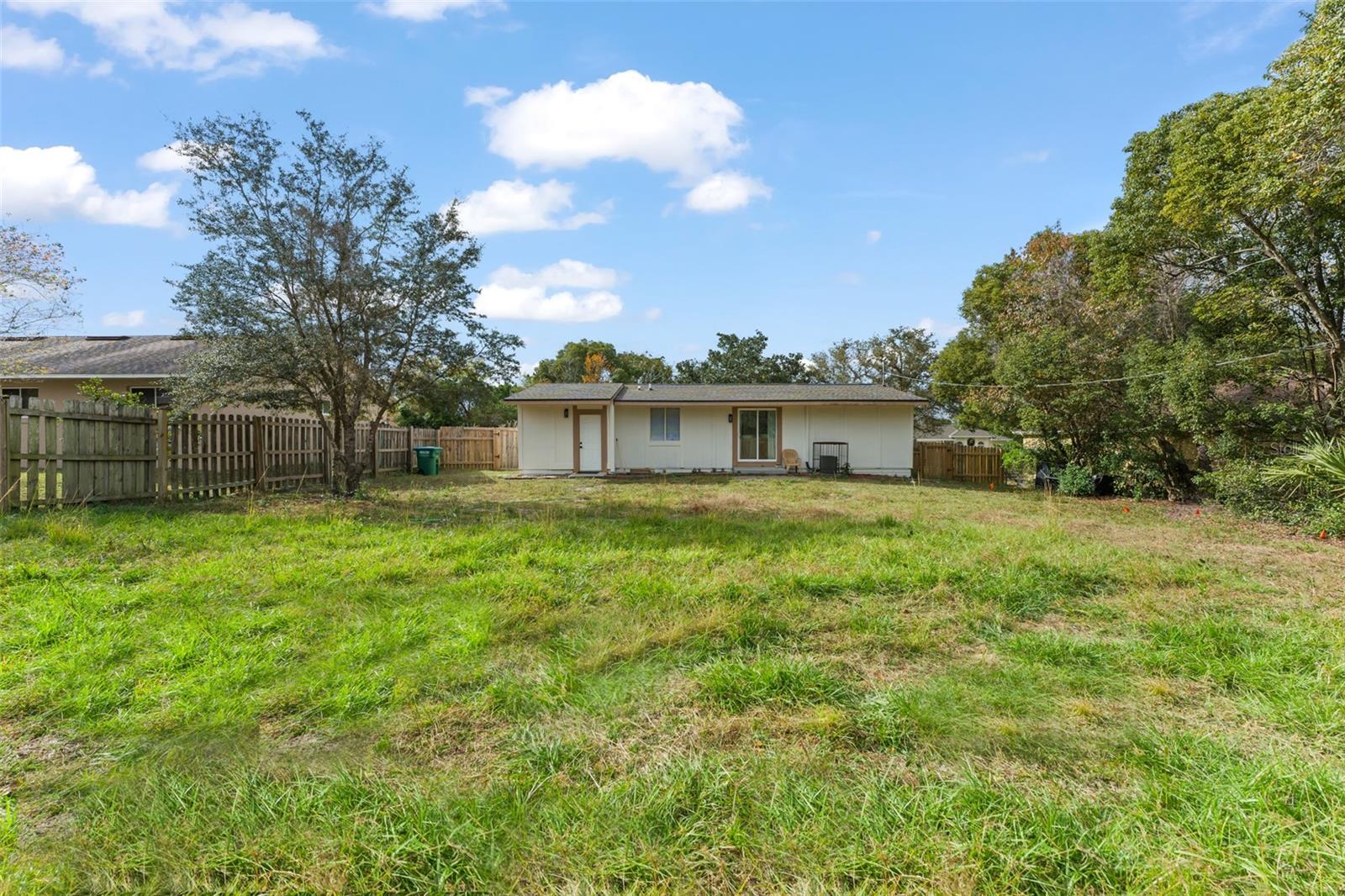 Image 22 of 26 For 857 Glasgow Avenue