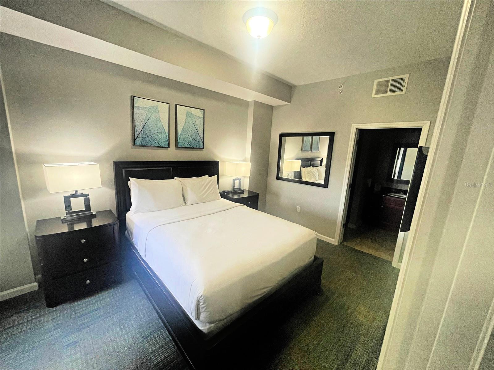 Image 20 of 65 For 14501 Grove Resort Ave  1622