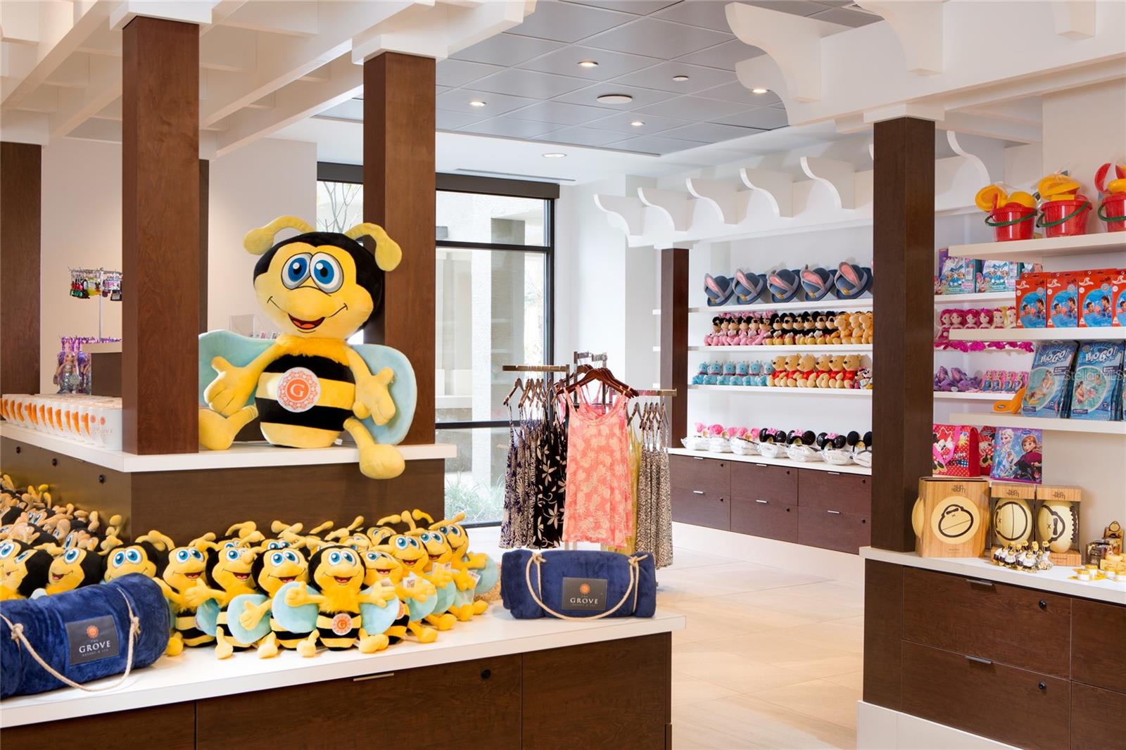 Image 45 of 65 For 14501 Grove Resort Ave  1622