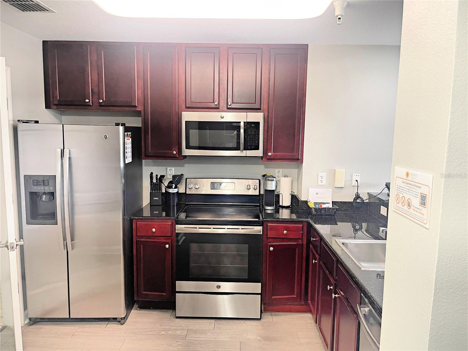 Image 8 of 65 For 14501 Grove Resort Ave  1622