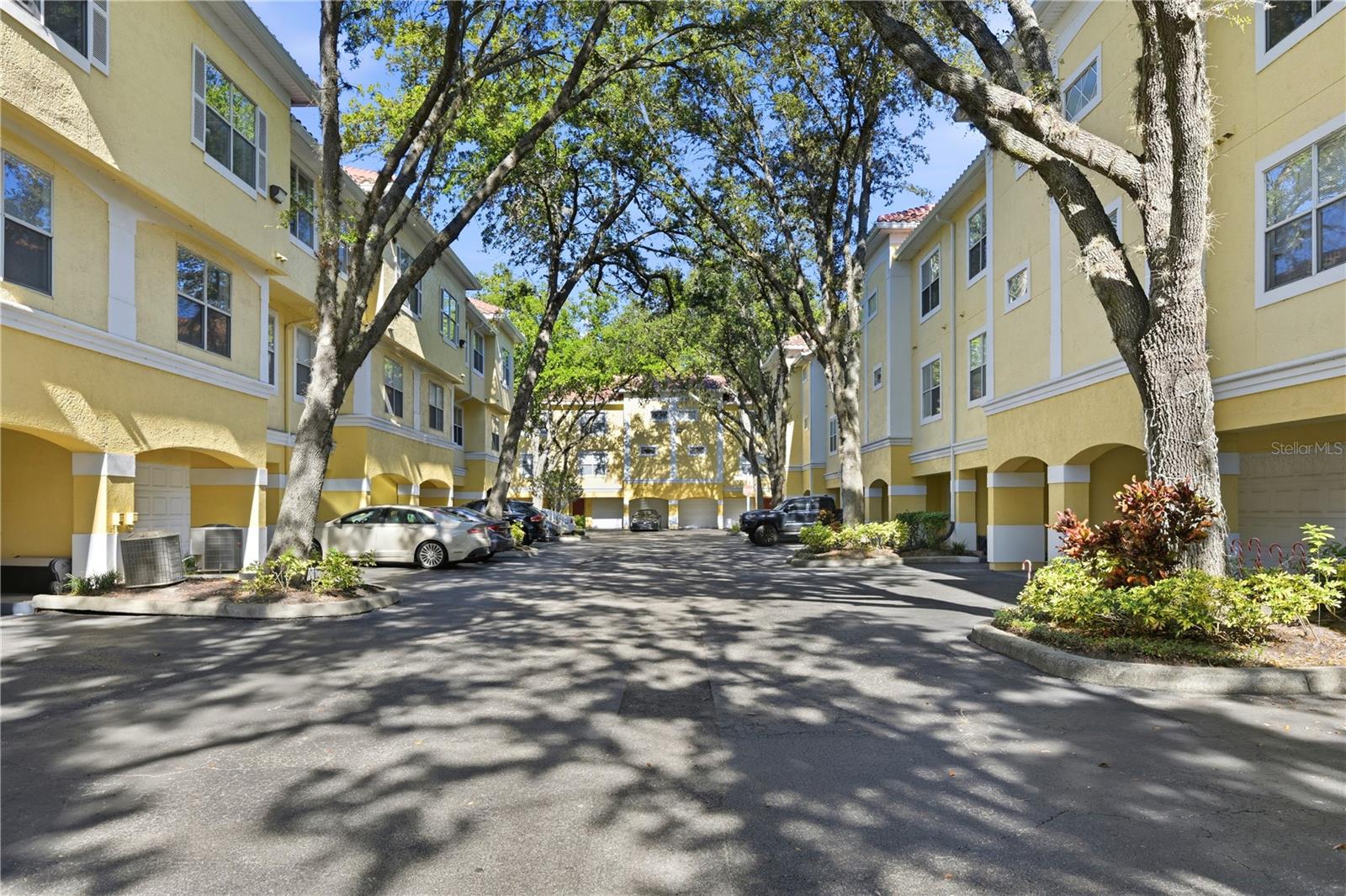 Image 26 of 33 For 2824 Shadow View Circle 2824