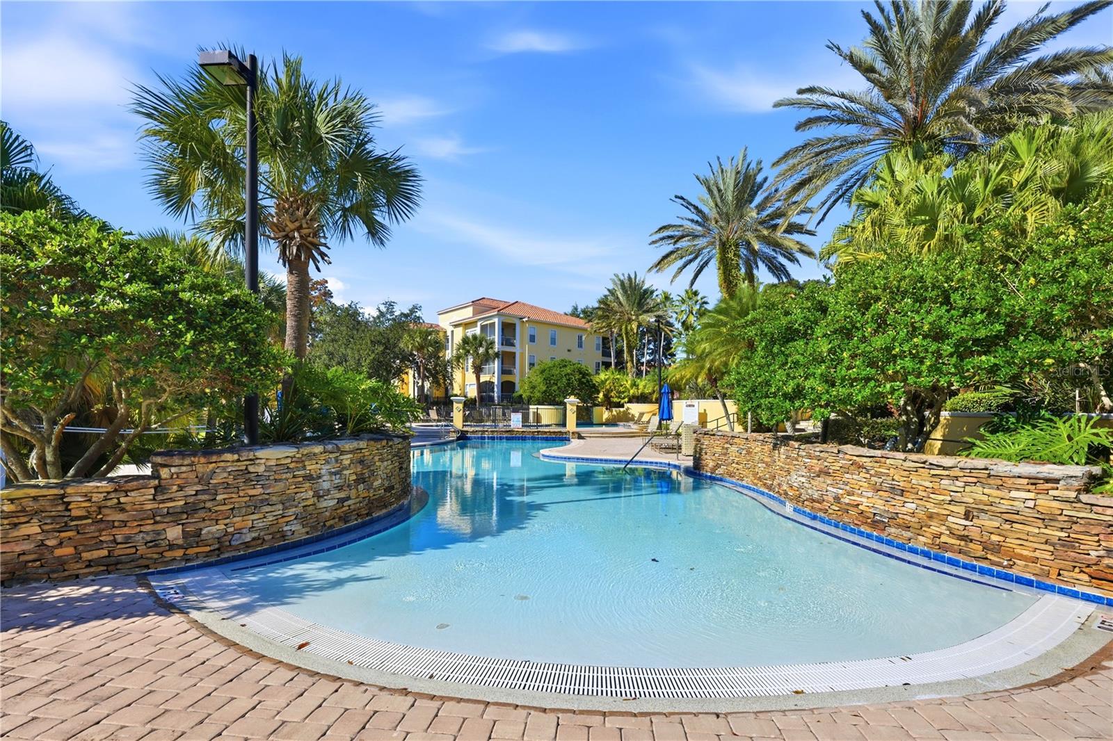 Image 28 of 33 For 2824 Shadow View Circle 2824