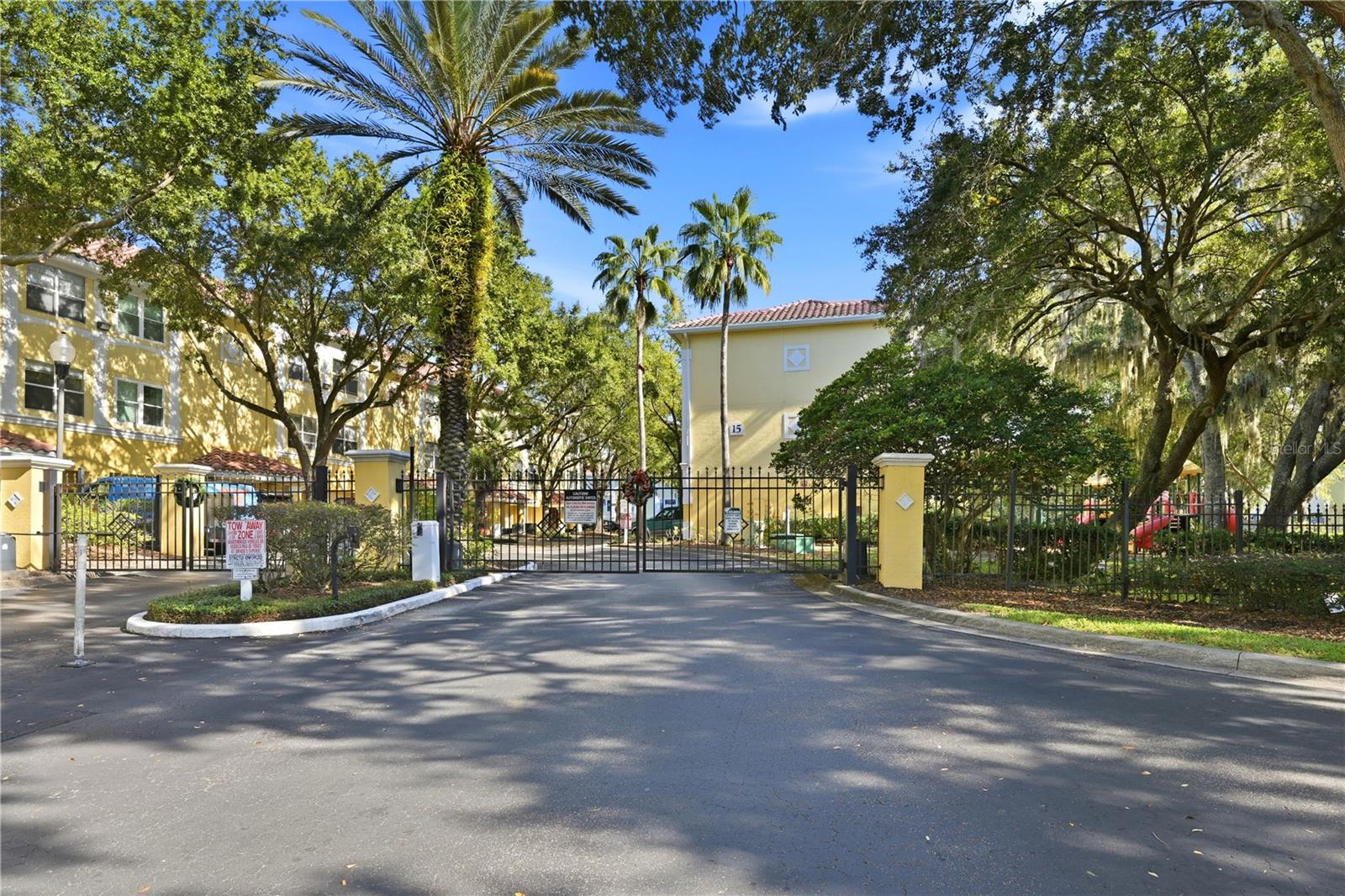 Image 32 of 33 For 2824 Shadow View Circle 2824