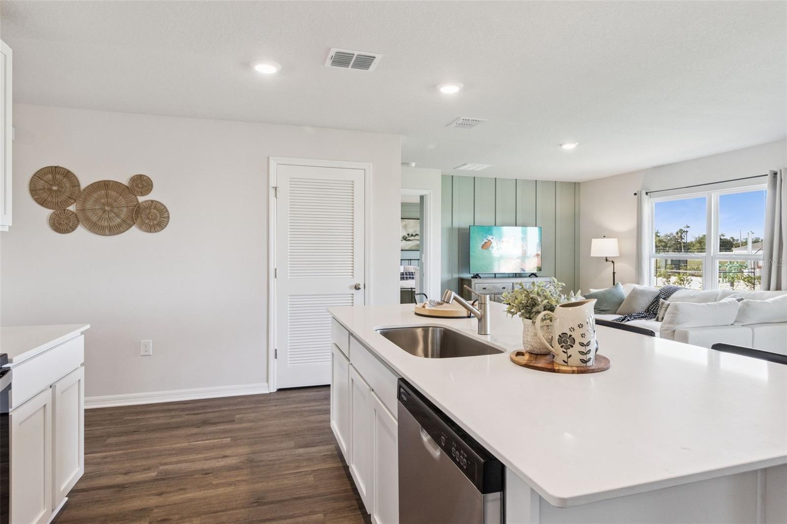 Image 12 of 30 For 2791 Adeline Avenue