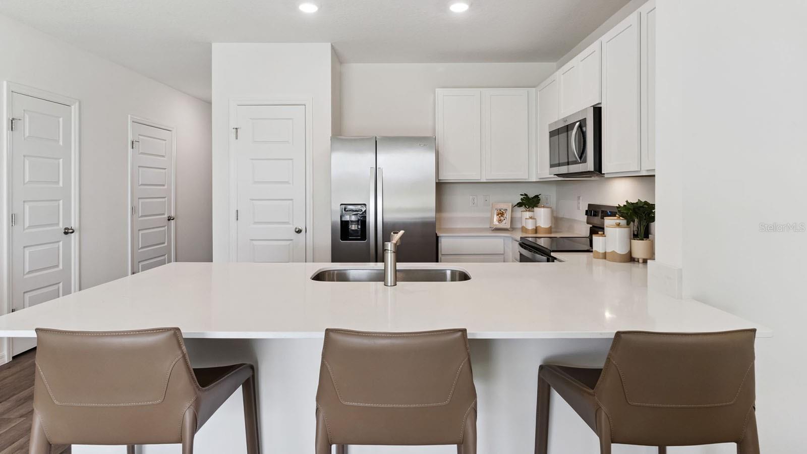 Image 8 of 32 For 2370 Aveeno Avenue