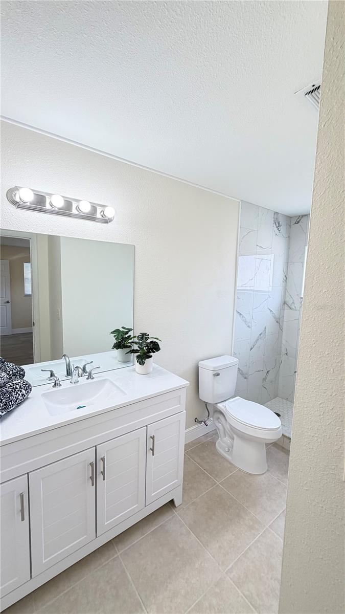 Image 19 of 23 For 7211 Blair Drive