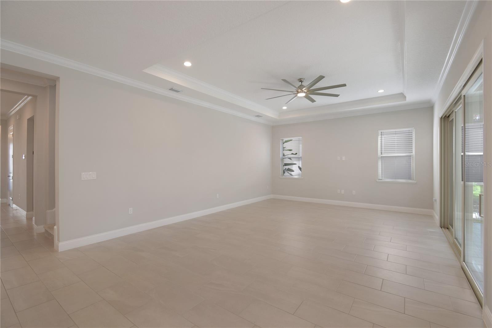 Image 12 of 35 For 10158 Royal Island Court