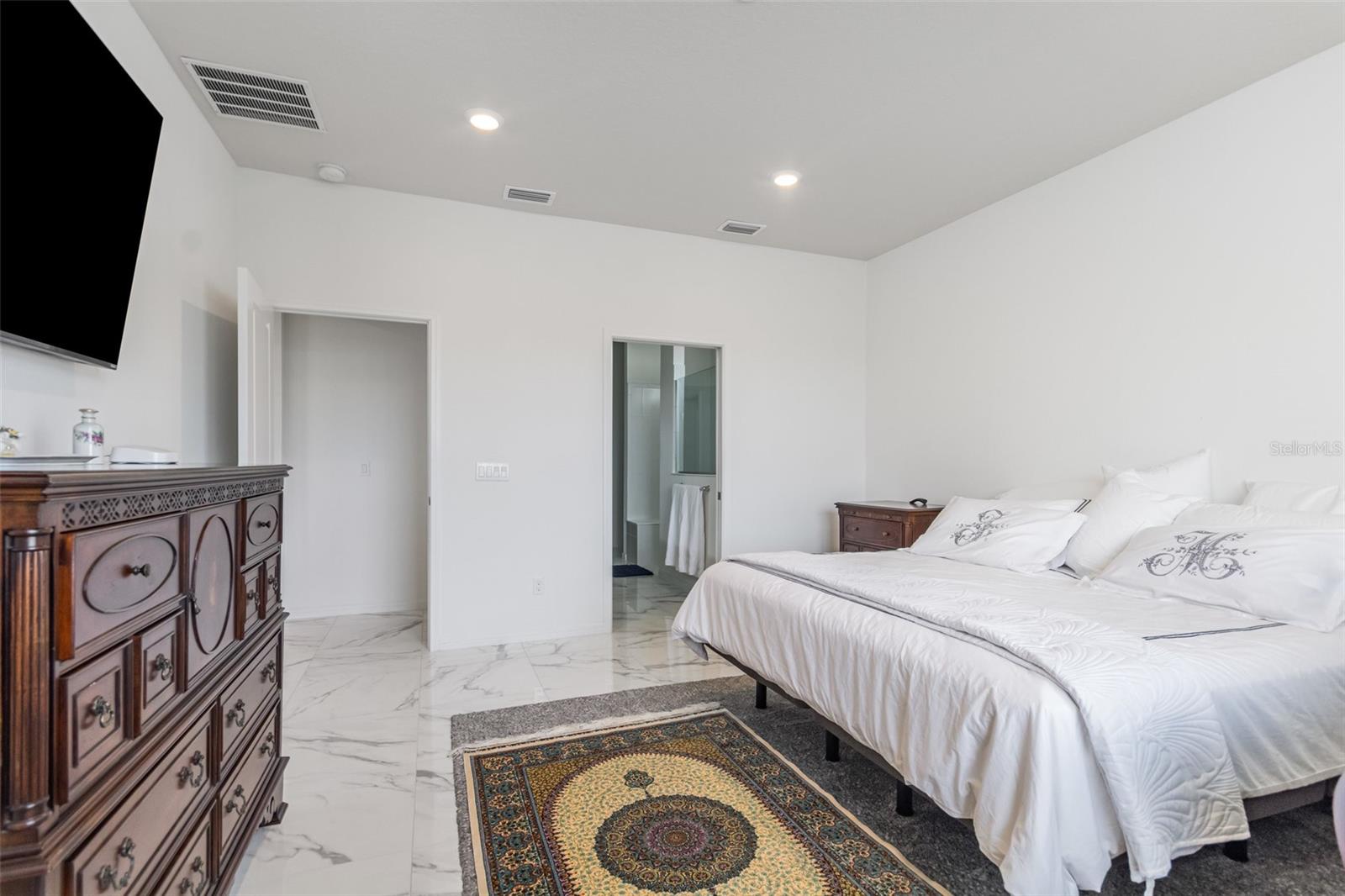 Image 14 of 27 For 1974 Spring Shower Circle