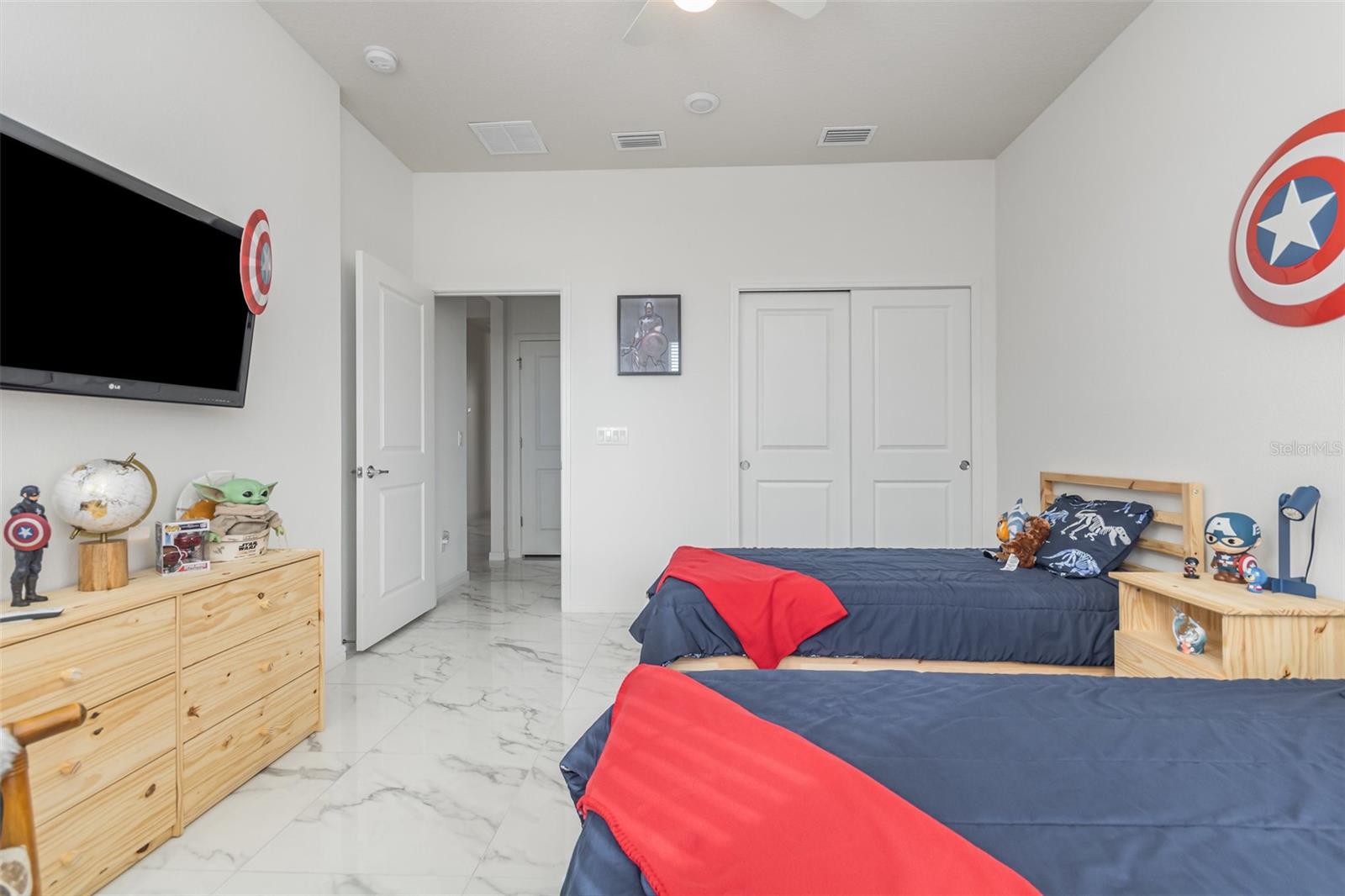 Image 20 of 27 For 1974 Spring Shower Circle