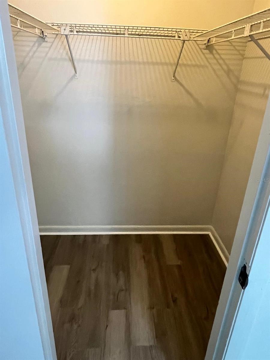 Image 8 of 11 For 2927 39th Avenue