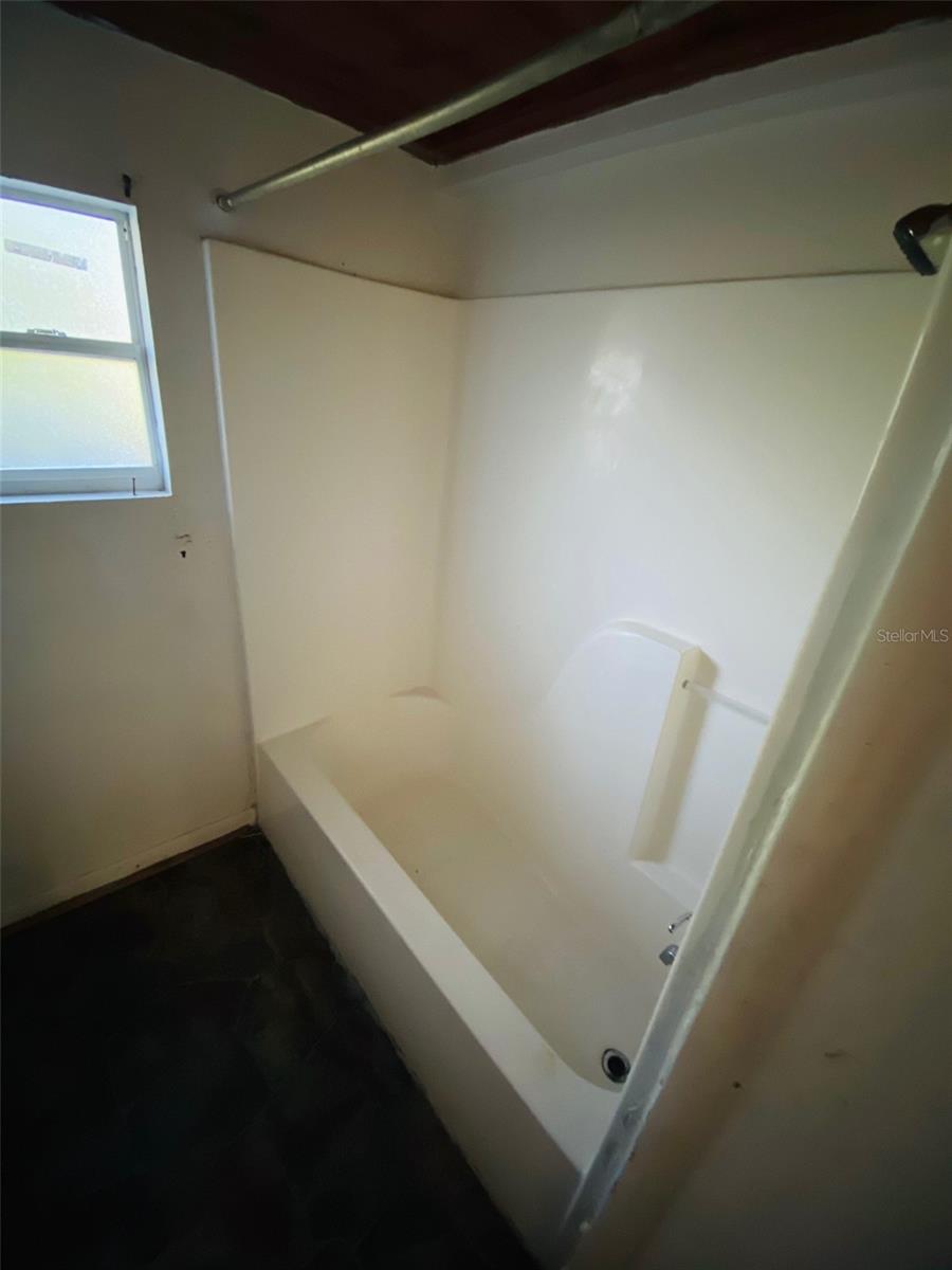 Details for 100 4th Street, WINTER HAVEN, FL 33880