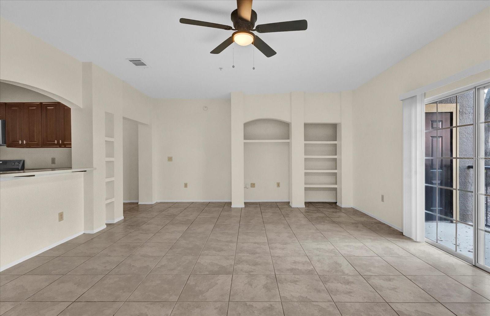 Image 7 of 28 For 1321 Arbor Vista Loop 101