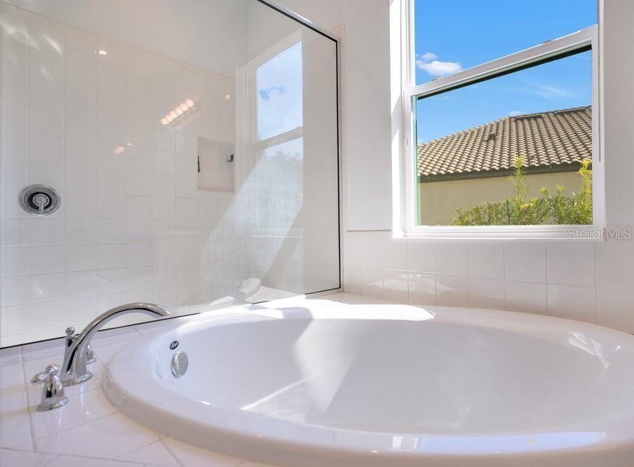 Image 22 of 50 For 3101 Agostino Terrace