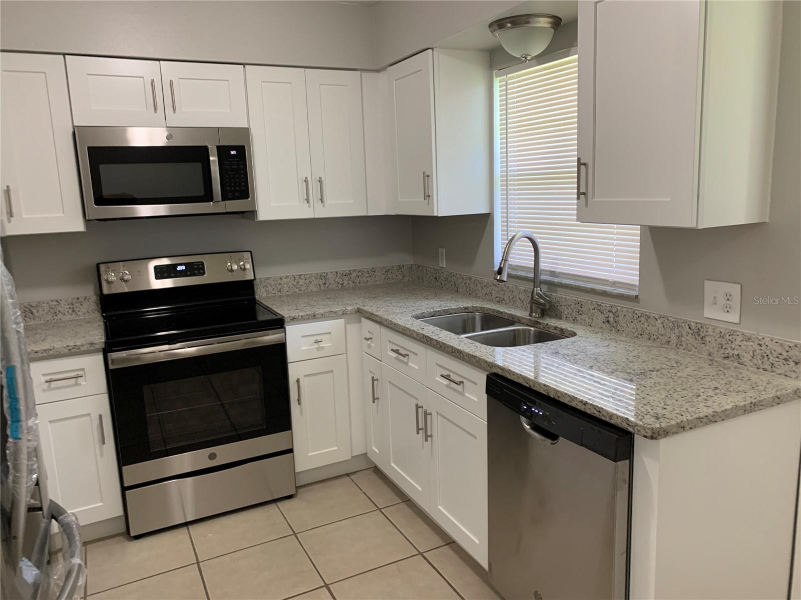 Image 9 of 23 For 51 6th Street