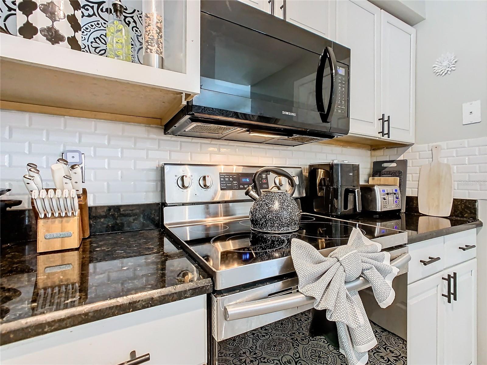 Image 15 of 74 For 6659 Time Square Avenue 103