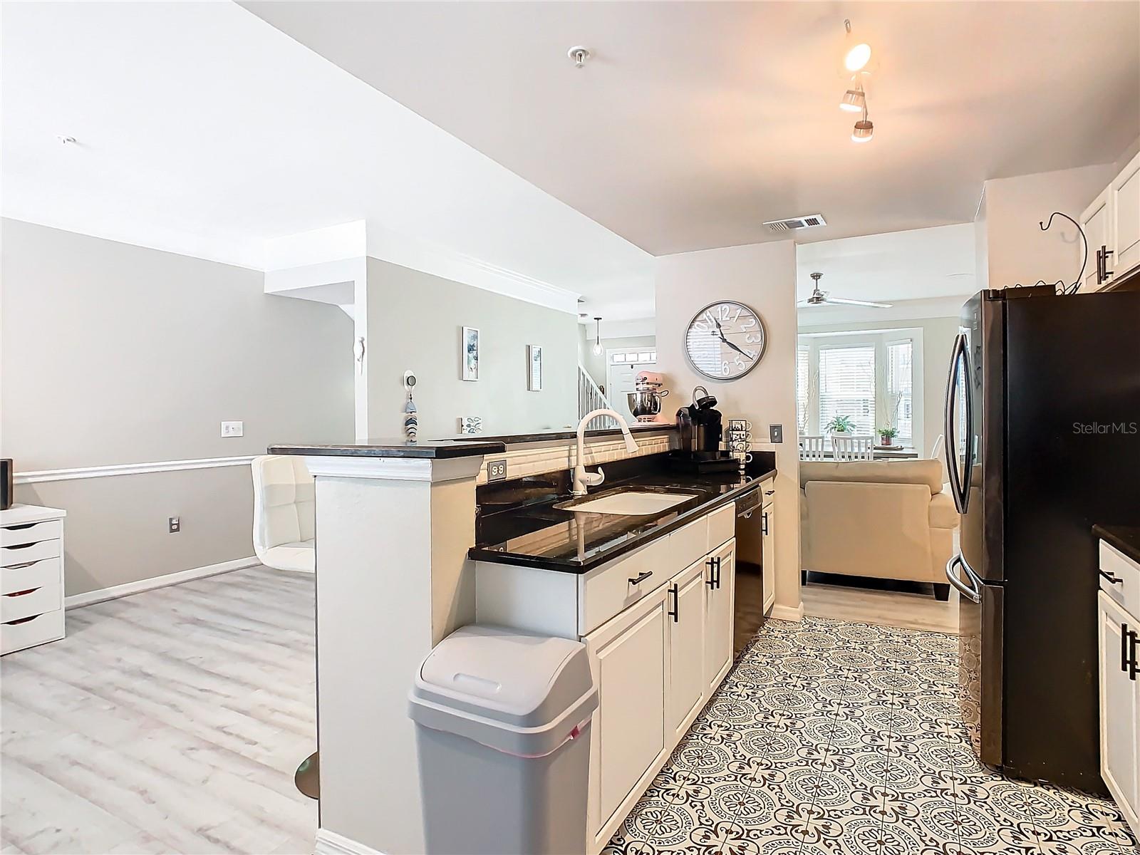 Image 16 of 74 For 6659 Time Square Avenue 103