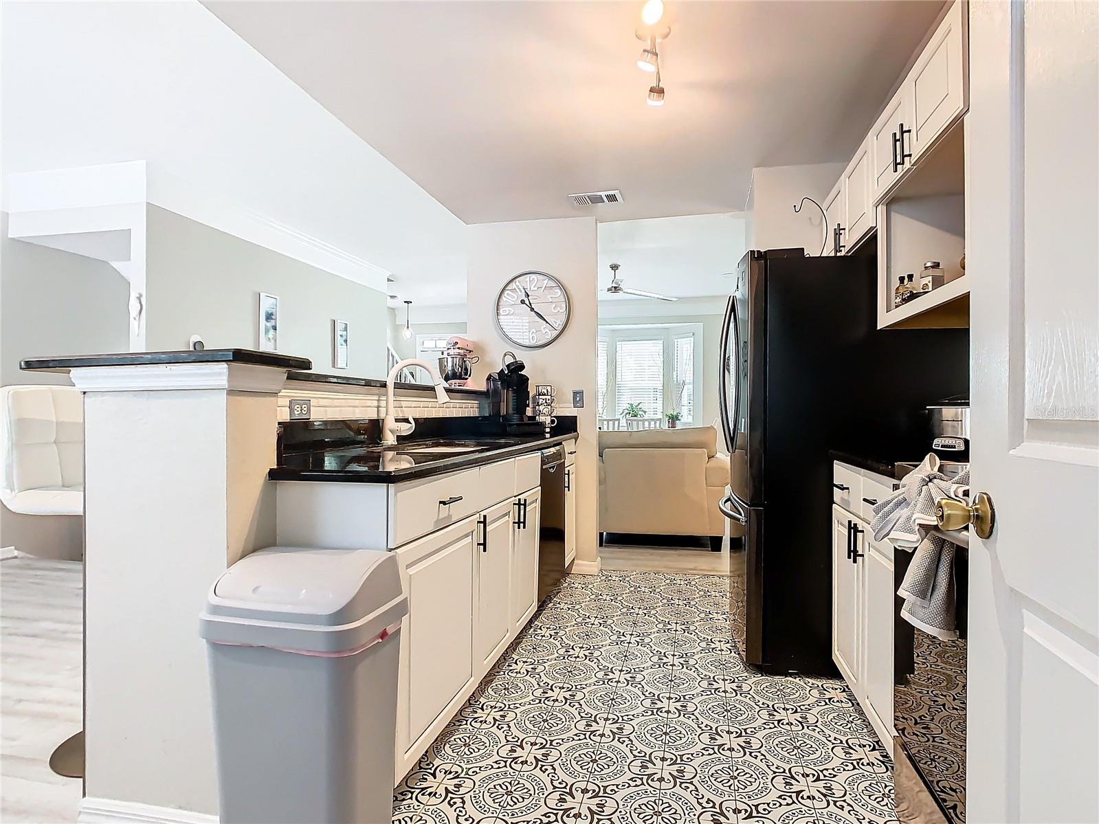 Image 17 of 74 For 6659 Time Square Avenue 103