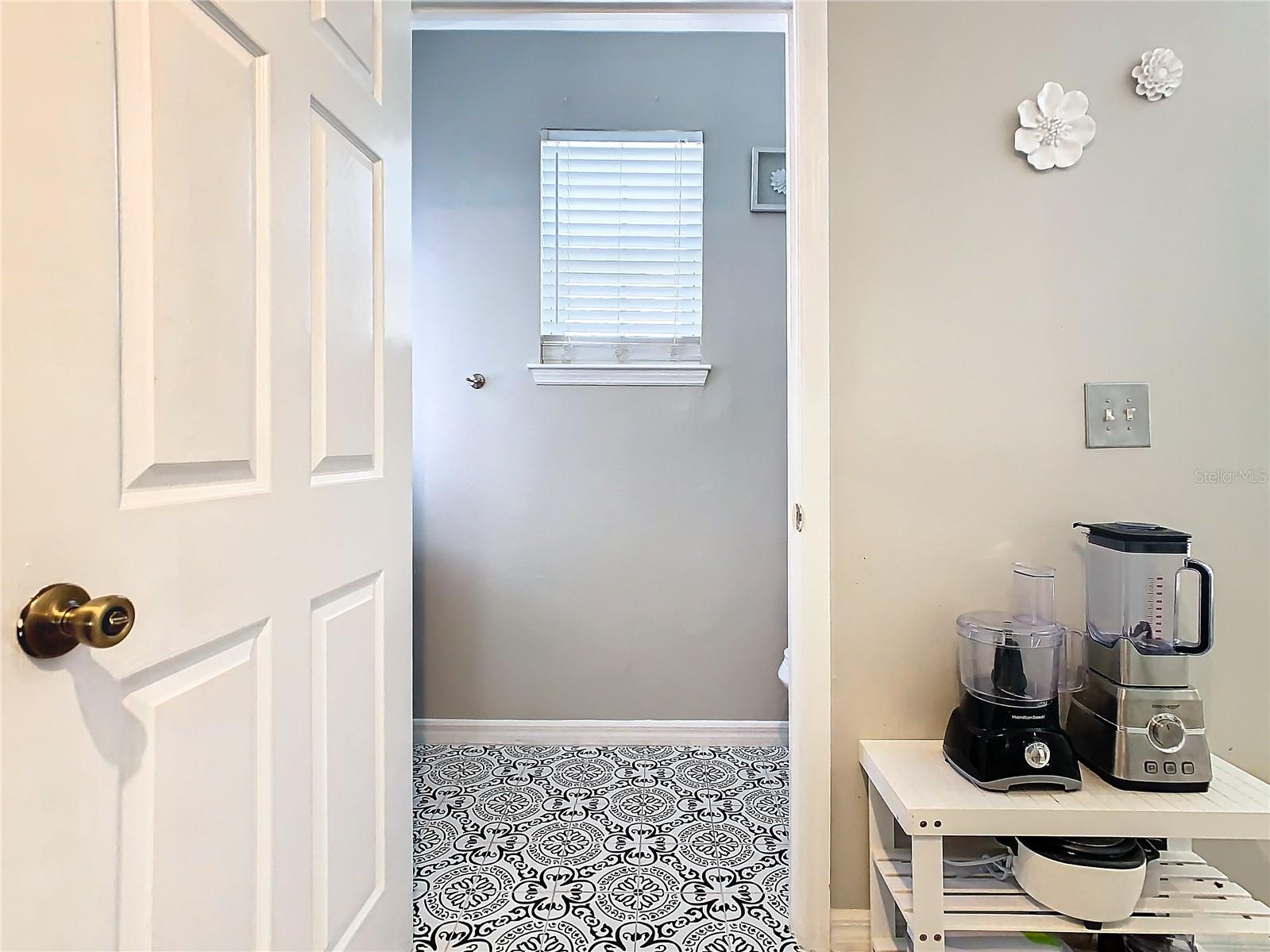 Image 28 of 74 For 6659 Time Square Avenue 103