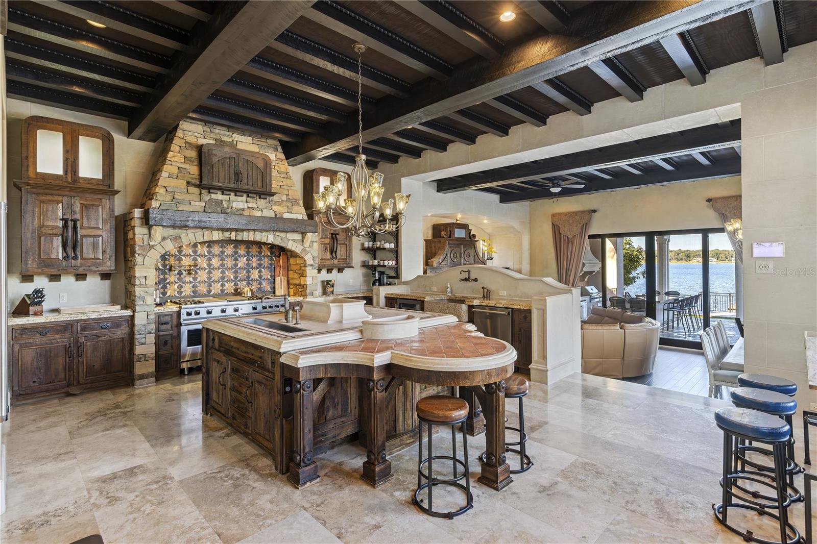 Image 20 of 100 For 16639 Arezo Court