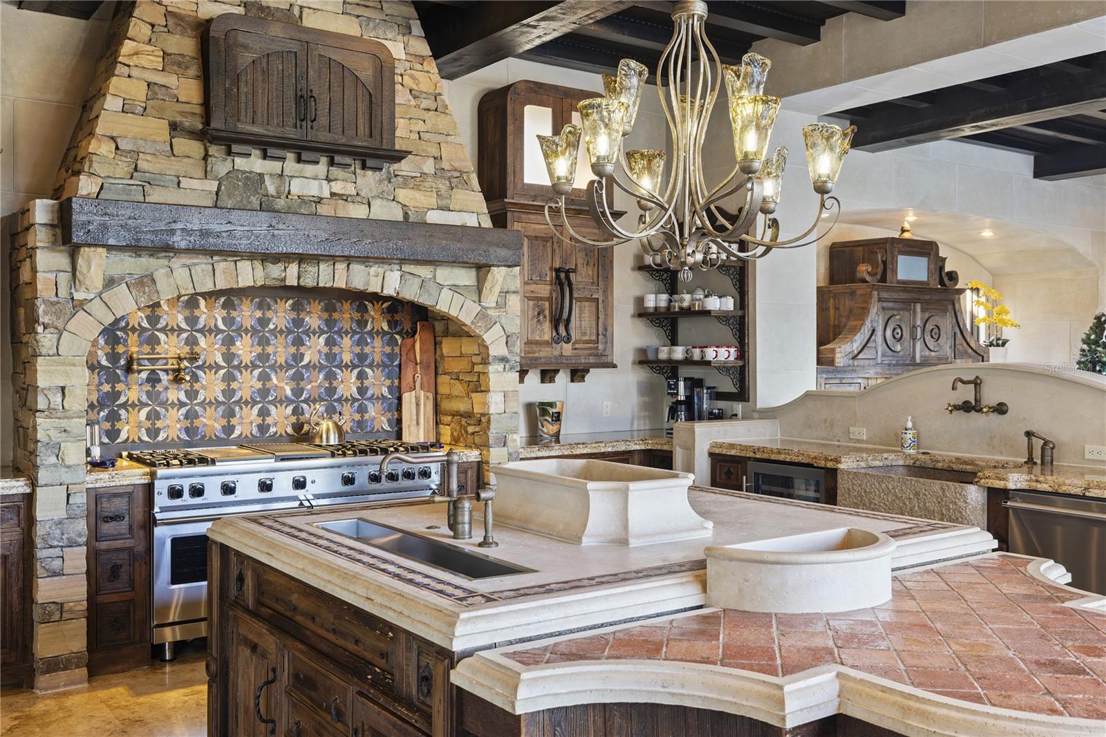 Image 24 of 100 For 16639 Arezo Court