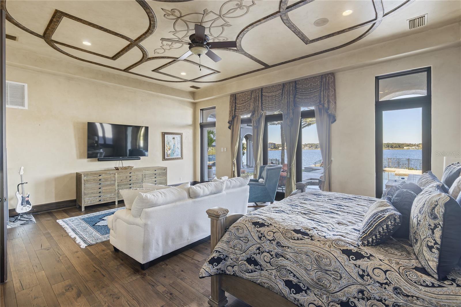 Image 35 of 100 For 16639 Arezo Court