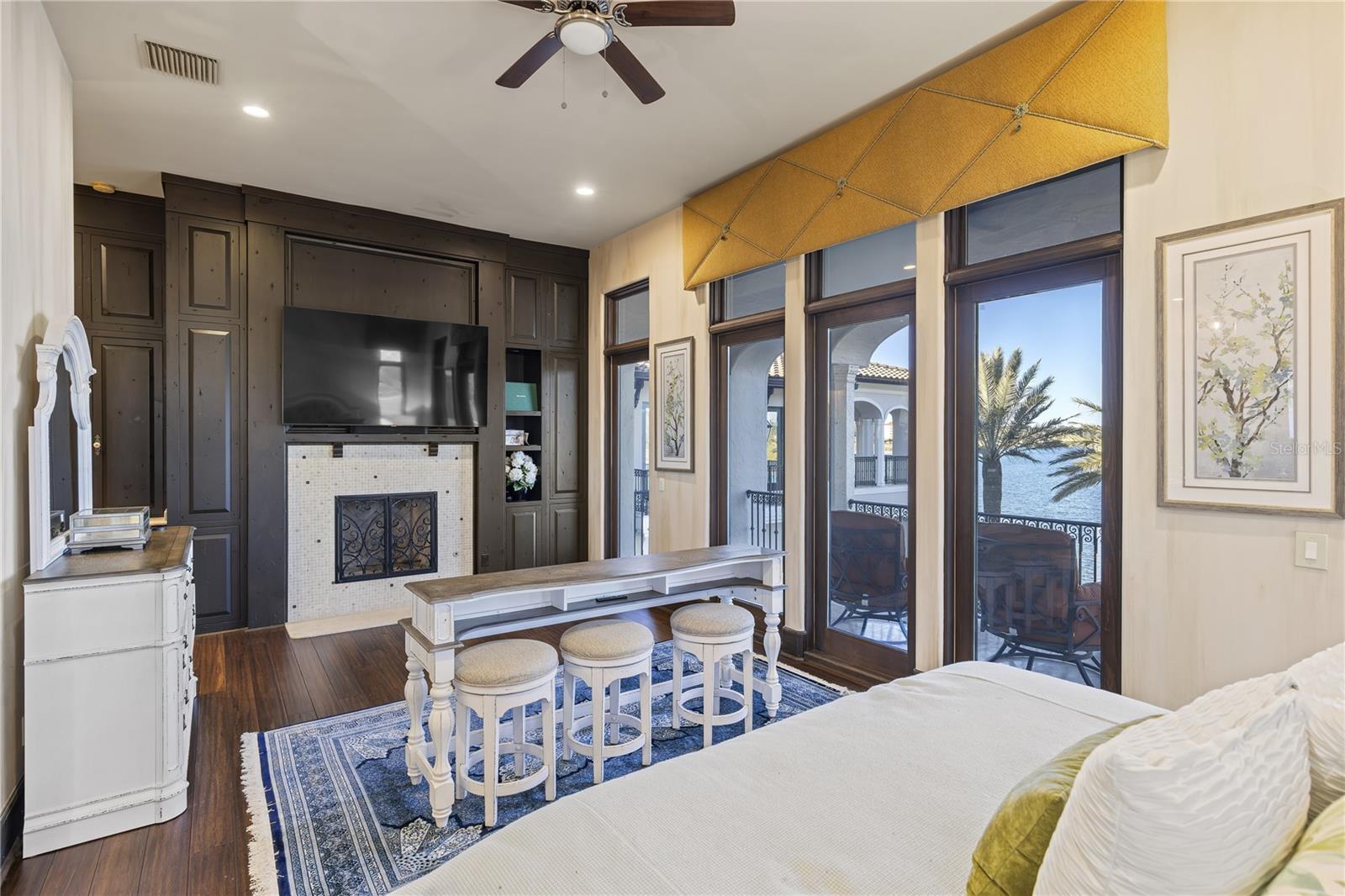 Image 44 of 100 For 16639 Arezo Court